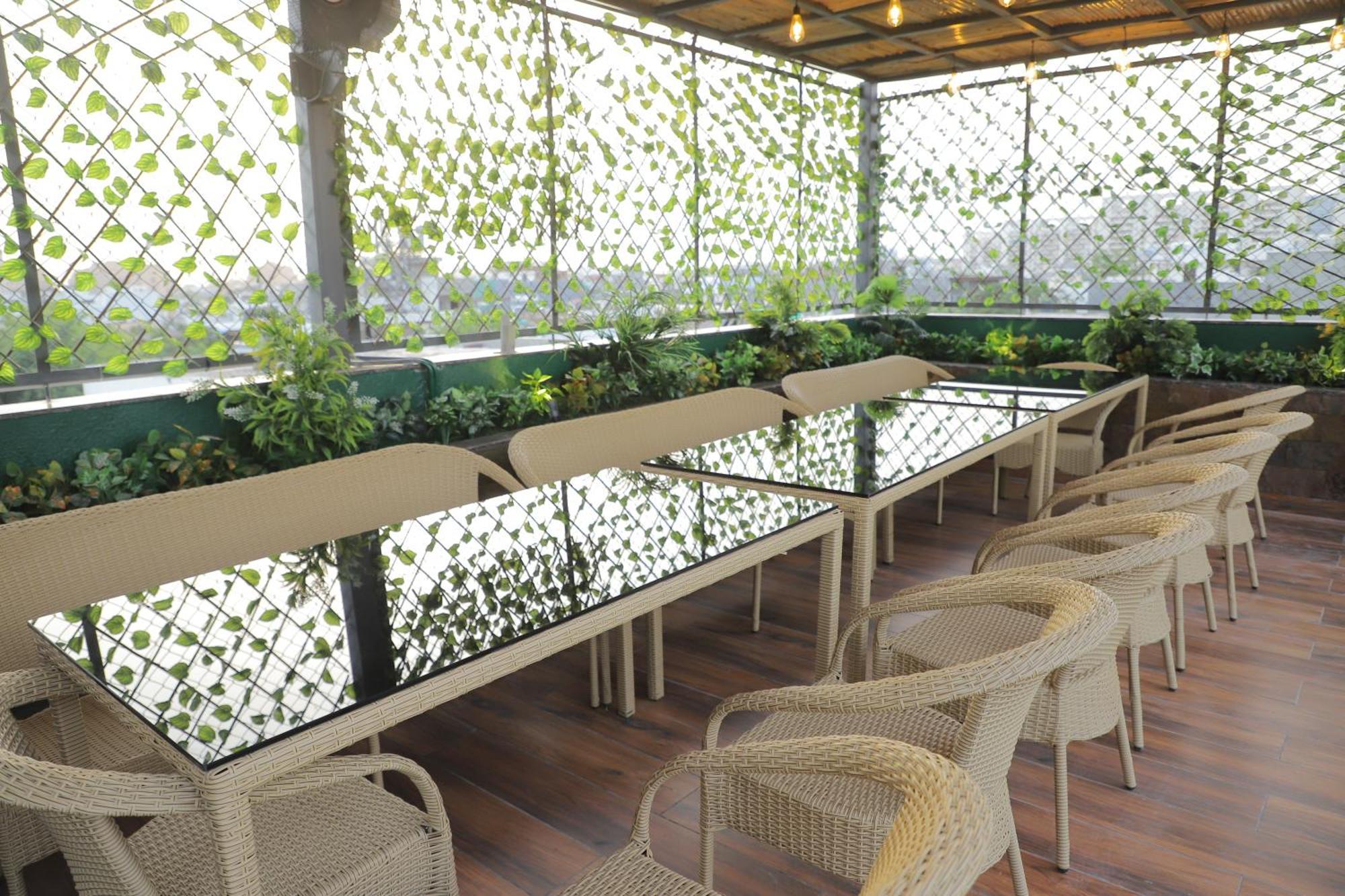 Hotel Haris Mg Road Gurugram Gurgaon Exterior foto